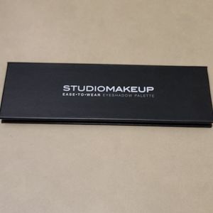 Studio Makeup eyeshadow pallette